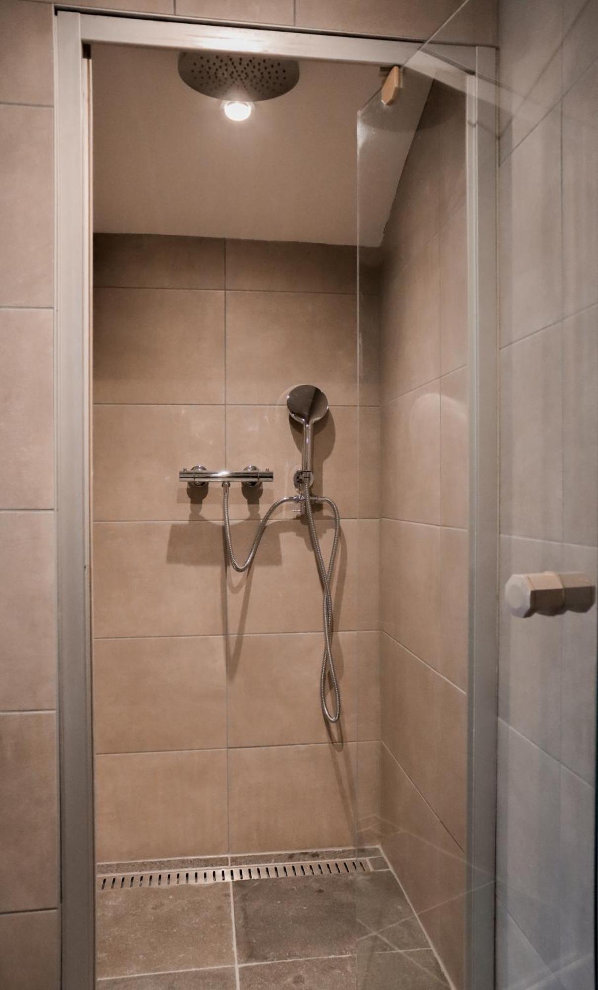 B&B De Kalverschuur Schoonrewoerd 外观 照片