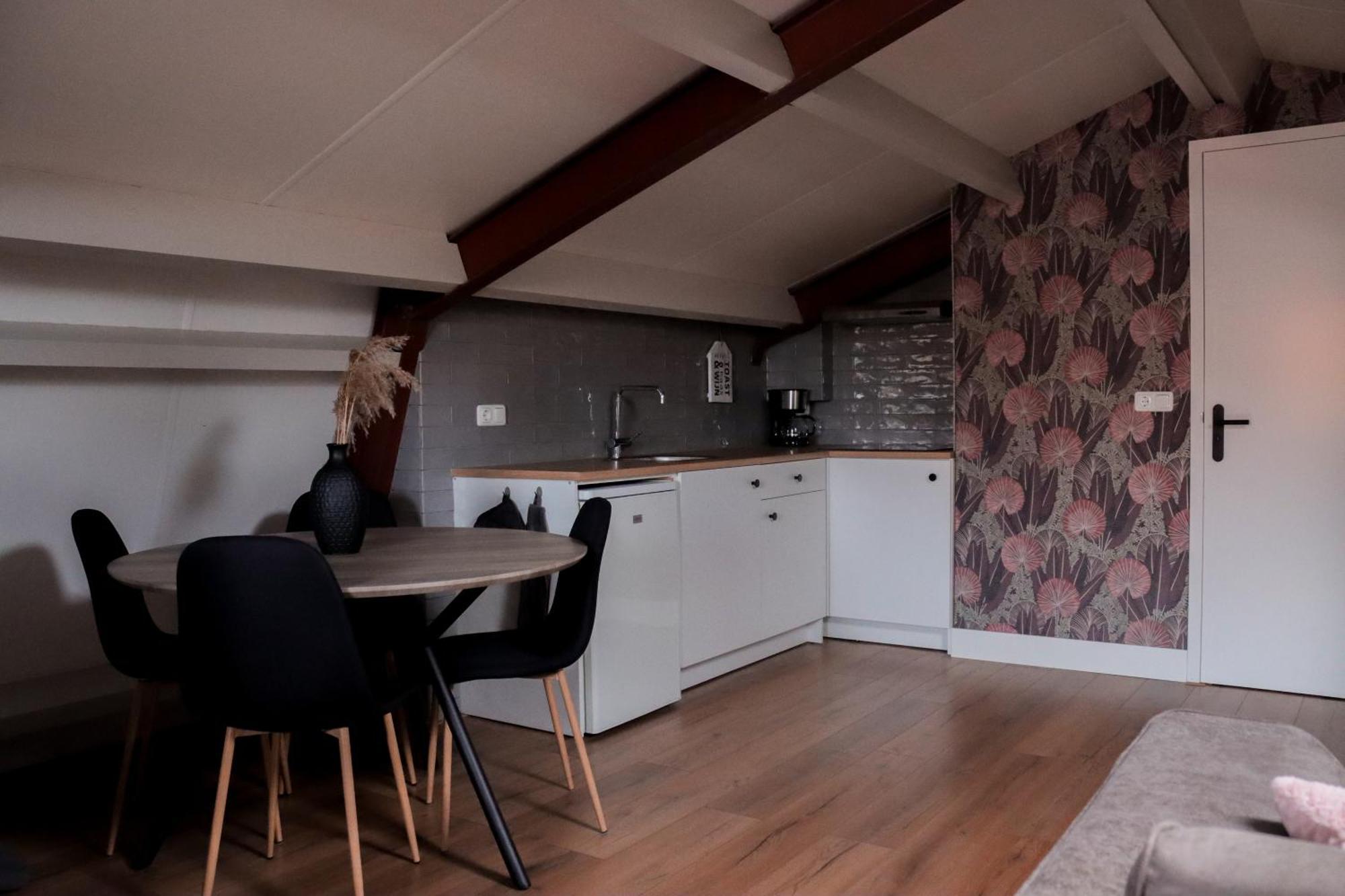 B&B De Kalverschuur Schoonrewoerd 外观 照片